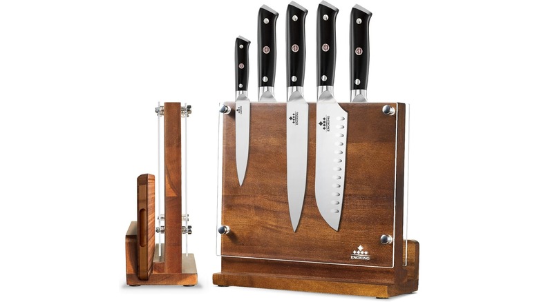Product image of the ENOKING Magnetic Knife Block with Acrylic Shield
