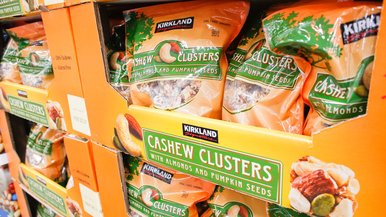 Kirkland Signature cashew clusters