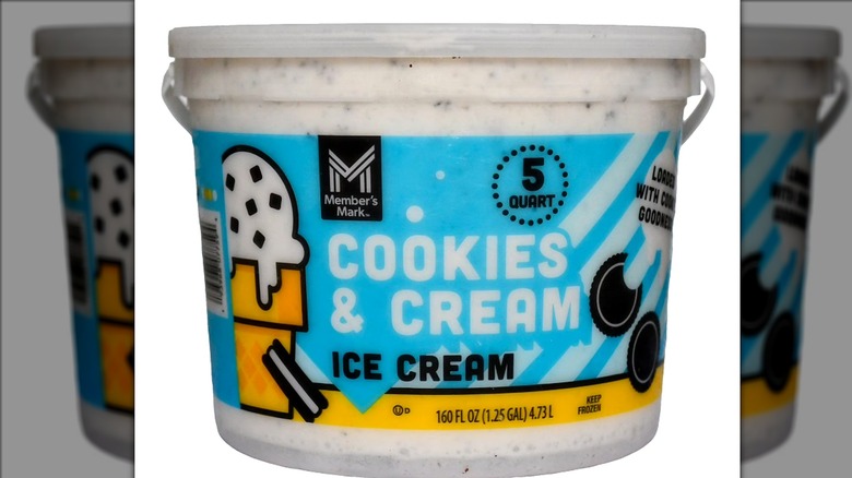 Member's Mark Cookies and Cream Ice Cream Pail on a white background.
