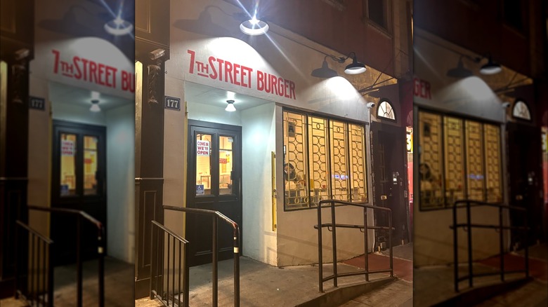 7th Street Burger restaurant exterior