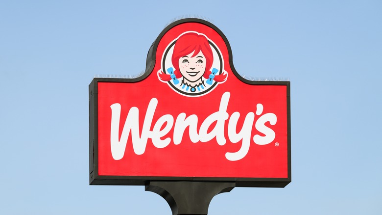 Wendy's sign