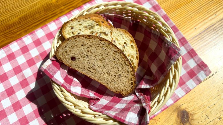 A bread basket