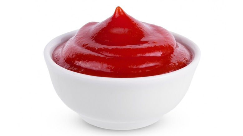 Bowl of ketchup