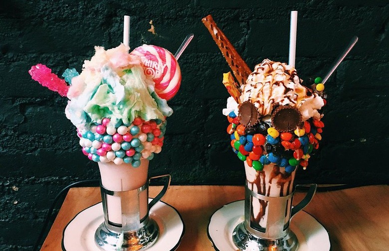 Gigantic Milkshakes 