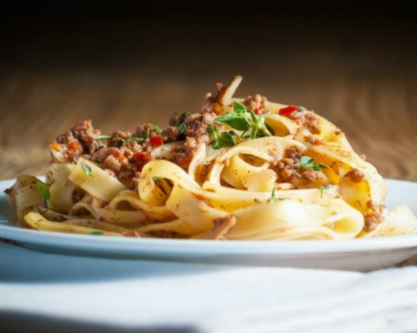10 Iconic Italian Dishes 