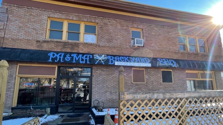 Pa & Ma's Backyard BBQ restaurant exterior