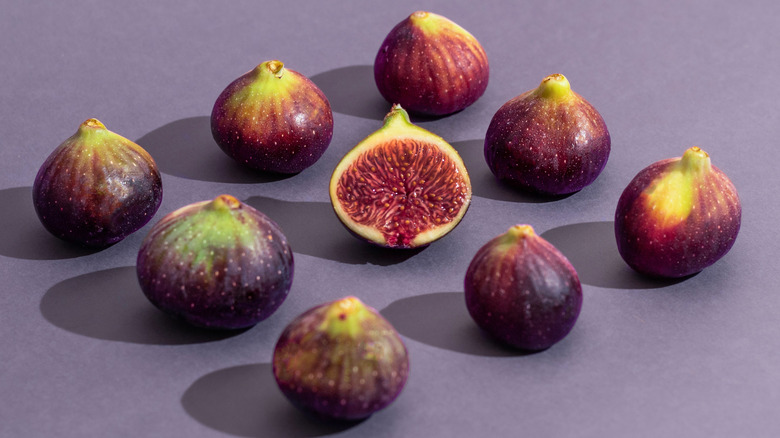 Fresh figs on a purple table