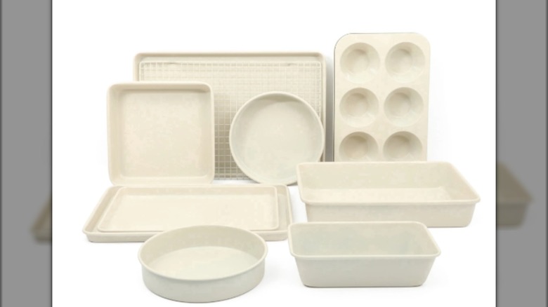 Martha Stewart bakeware set