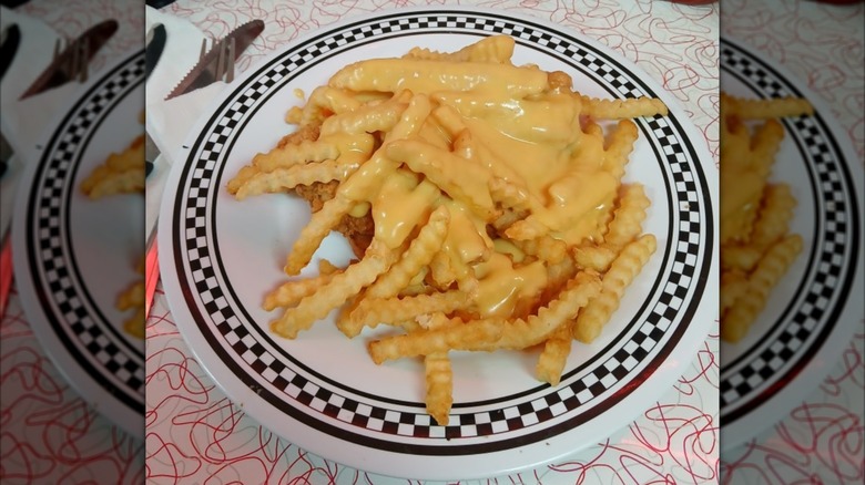 A horseshoe sandwich, served at Charlie Parker's Diner