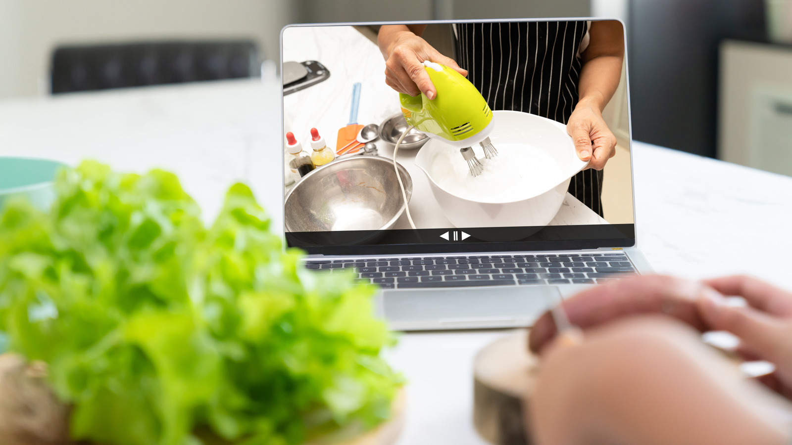 10 Of The Most Popular YouTube Cooking Channels