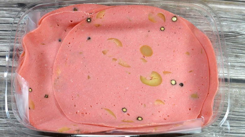 Olive loaf deli meat