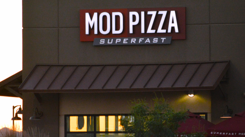 MOD Pizza store exterior