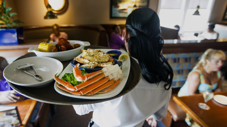 Red Lobster server with tray