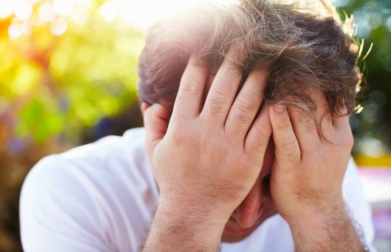 10 Signs You're Dehydrated — And How To Hydrate Fast Slideshow