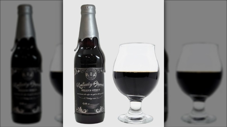 A bottle and glass of Kentucky Brunch Brand Stout