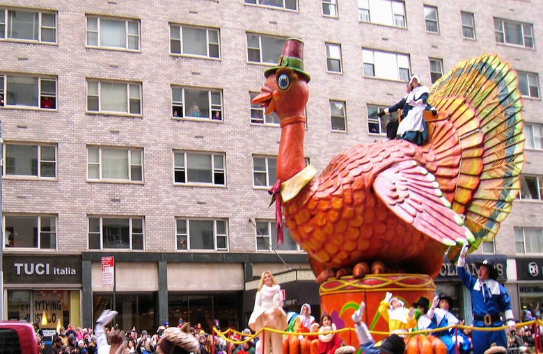 10 Thanksgiving Traditions From Around the Country