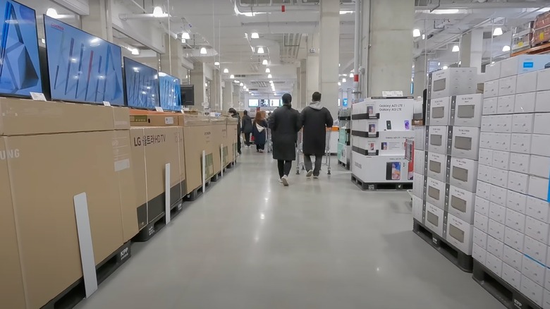 Interior of the Gocheok Costco in South Korea