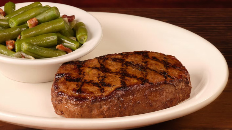 The Andy's Steak Ranger Meal with green beans from Texas Roadhouse