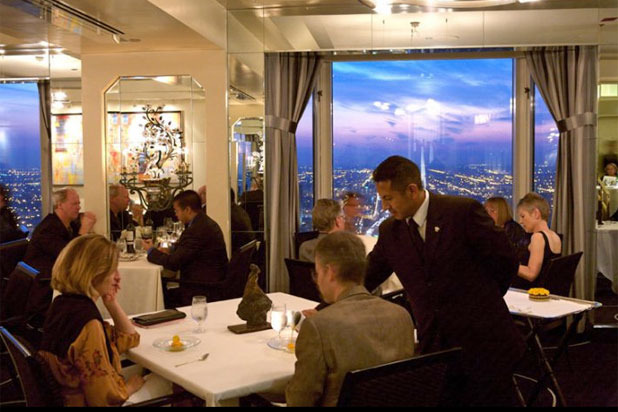 #83 Everest, Chicago