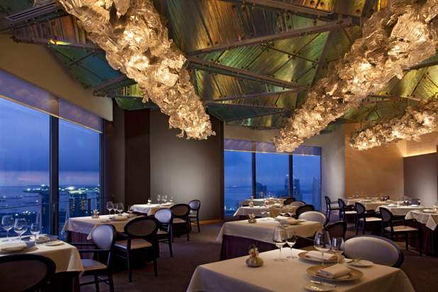 77. Jaan at Swissôtel The Stamford (Singapore)