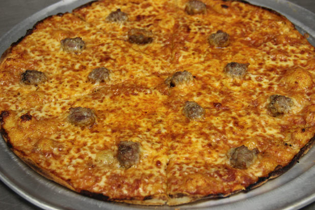 #27 Colony Pizza, Stamford, Conn. (Sausage Pie)