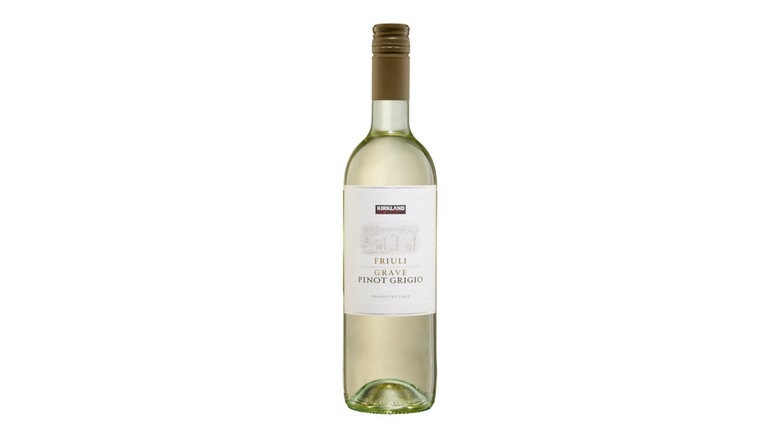 Product image of Kirkland Signature Friuli Grave Pinot Grigio bottle