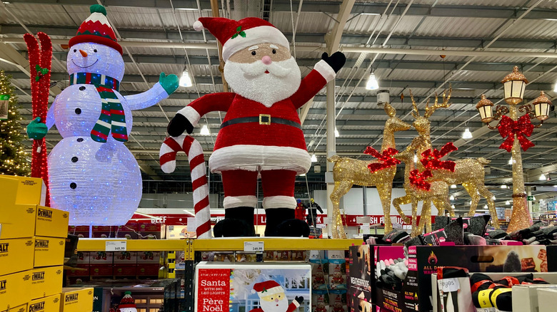 santa display at a costco
