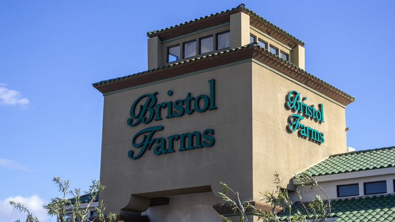 Exterior of a Bristol Farms