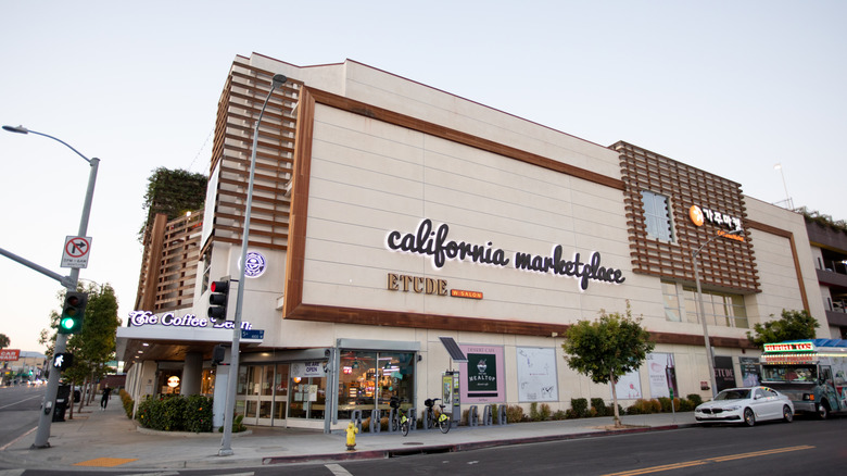 Exterior of California Marketplace shopping plaza