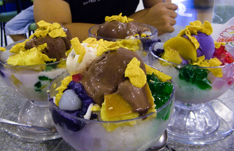 Halo-Halo
