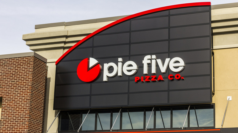 Pie Five storefront