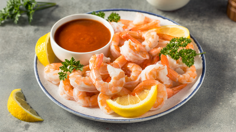 Platter of shrimp cocktail