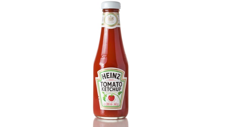 Single Heinz ketchup bottle