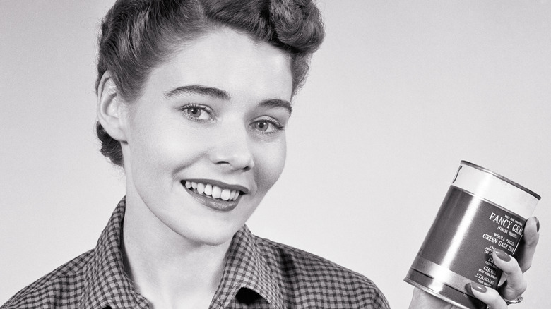 1950s vintage can shot