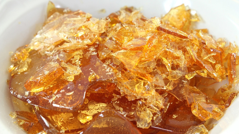 Sugar shards in bowl