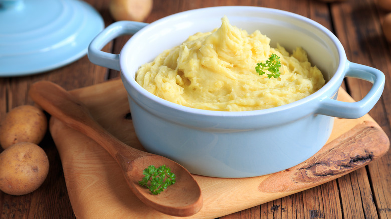 Mashed potatoes in a pot