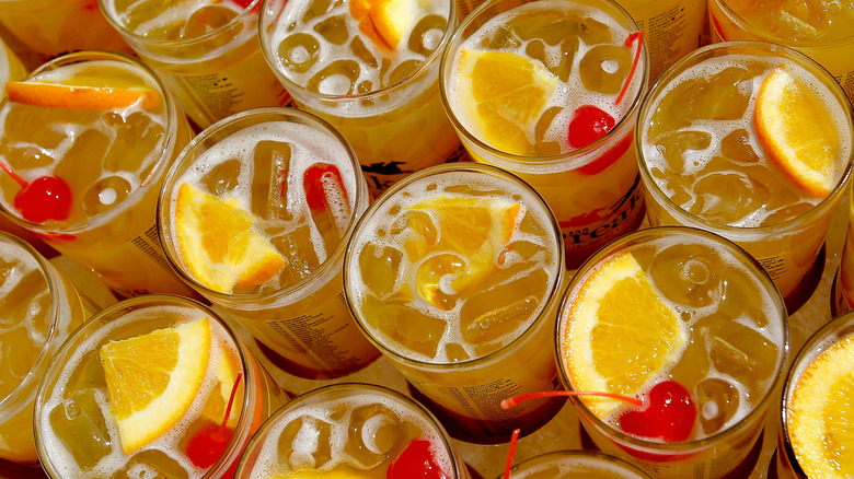 black-eyed-Susan cocktails