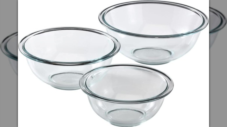 Pyrex Essentials glass mixing bowls on a white background