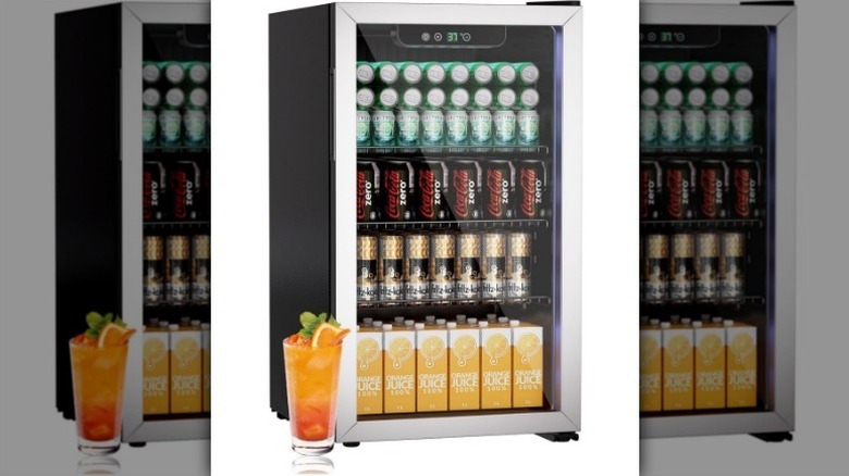 Erivess mini fridge on white background