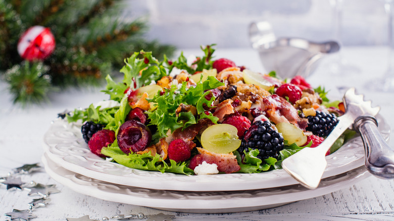 summer salad with cherries