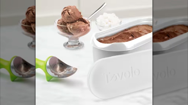 Tovolo 1.5 qt. White Glide-A-Scoop Ice Cream Tub