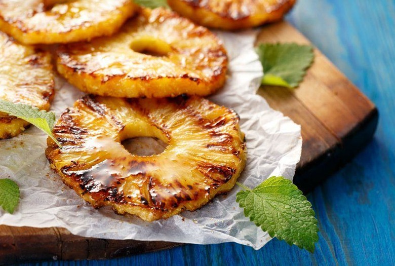 12 Insanely Good Grilled Desserts for Your Summer Cookouts