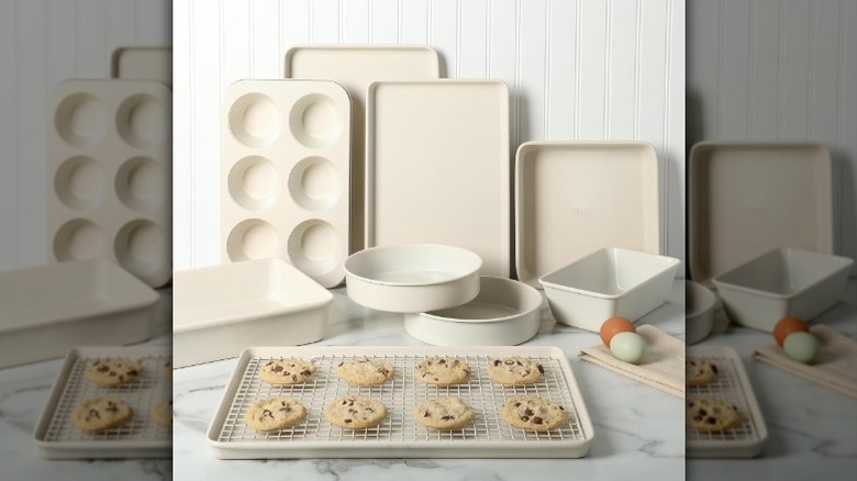10 piece baking set laid out with cookies on cooling rack
