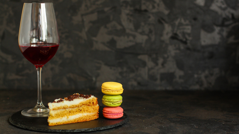red wine with desserts
