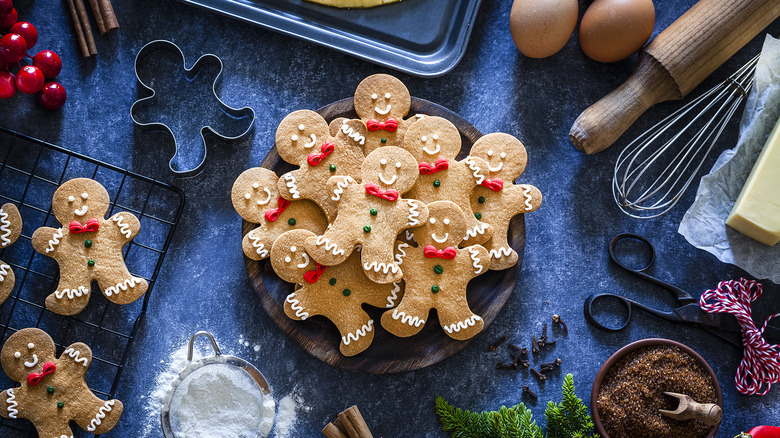 Gingerbread men cookies on plate