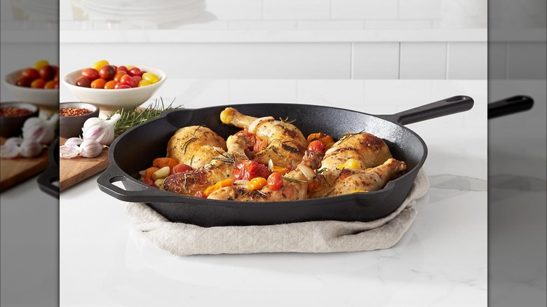 Product image of the Amazon Basics 15-inch pre-seasoned cast-iron skillet