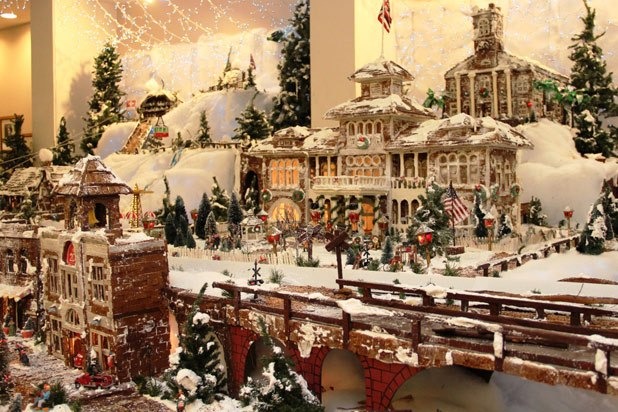 10. Gingerbread Village at Sheraton Princess Kaiulani (Honolulu, Hawaii)