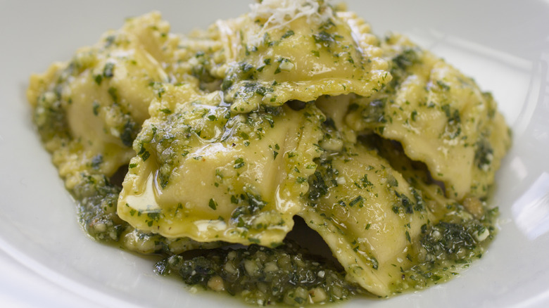 Pesto ravioli