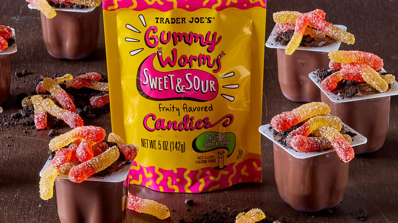 Sweet sour gummy worms with pudding