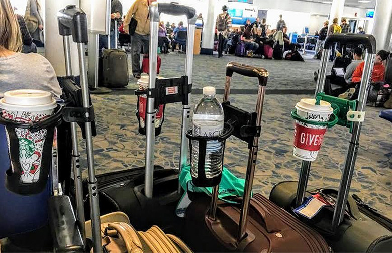 A Drink Caddy for Your Luggage